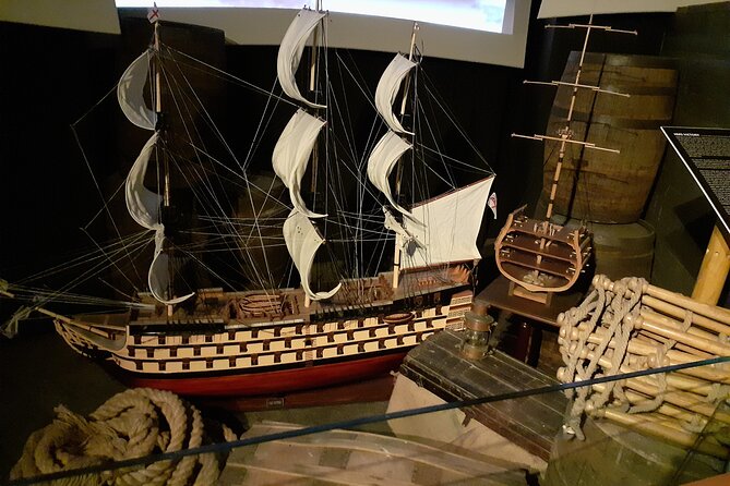 The Queenstown Story @ Cobh Heritage Centre , Great Stories of Emigration. - Genealogy help for family research