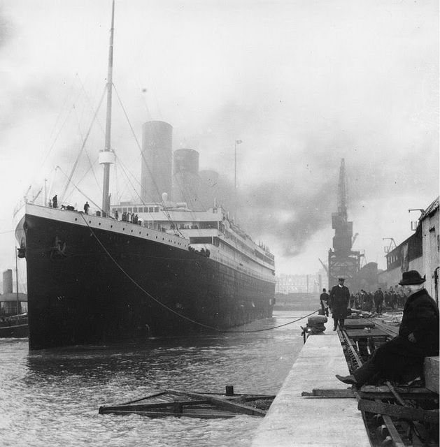The Titanic Trail: 1-Hour Guided Walking Tour of Cobh - What the one-hour format means for you